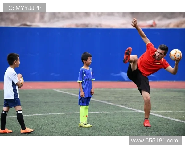 马丁内斯的传奇人生与足球生涯的辉煌成就探秘