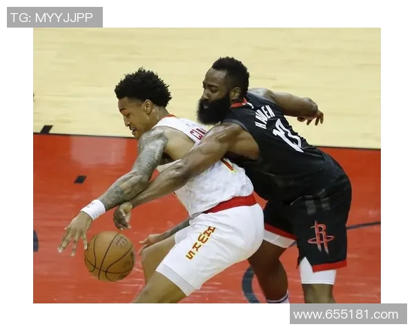 2004年NBA经典对决老鹰队与火箭队的精彩瞬间回顾与分析 2004年NBA经典对决老鹰队与火箭队的精彩瞬间回顾与分析